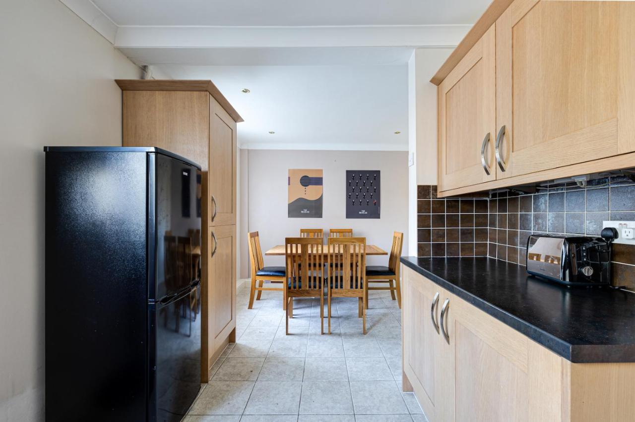 George Harrison'S Former 3Bed Home In Liverpool Speke Dış mekan fotoğraf