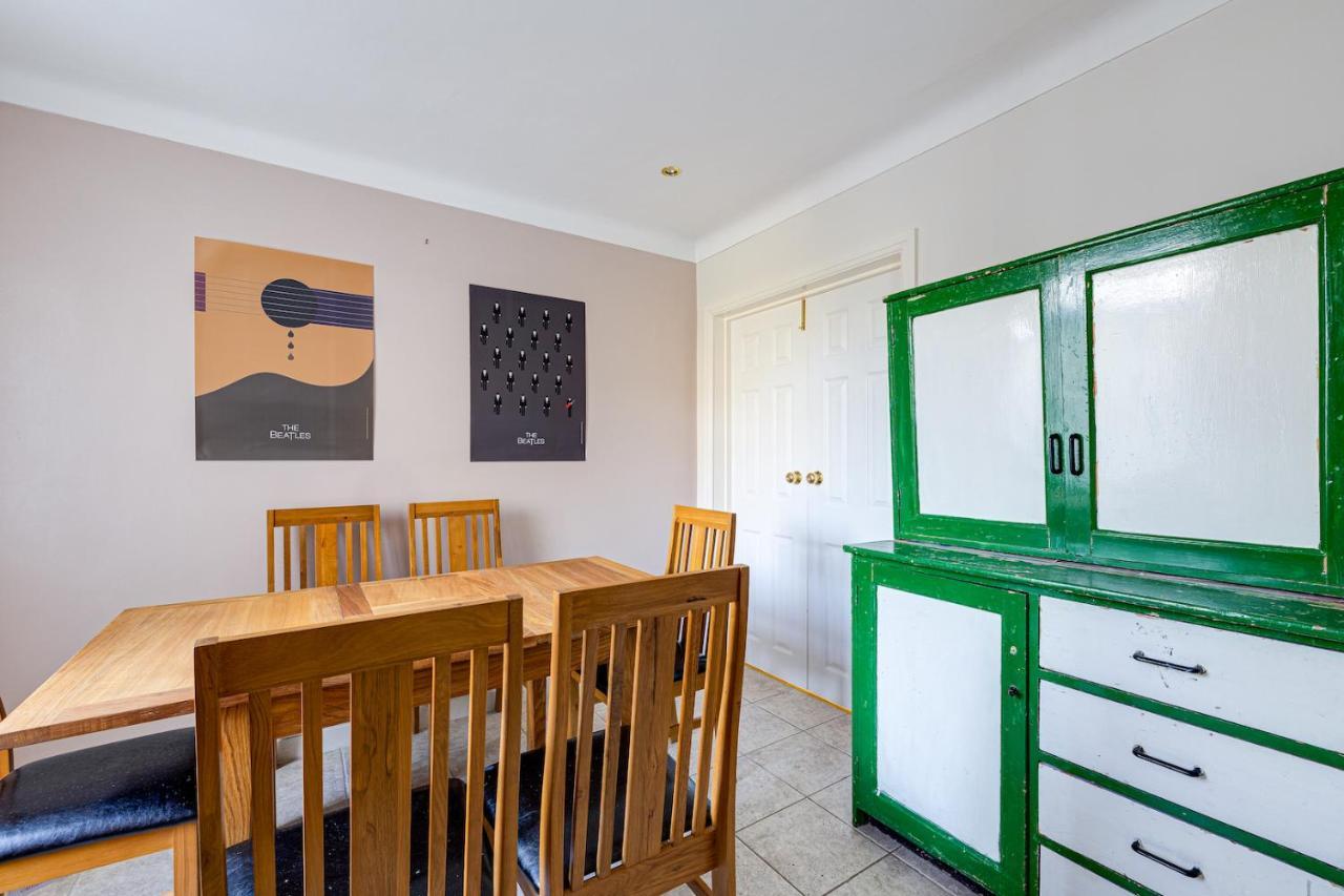 George Harrison'S Former 3Bed Home In Liverpool Speke Dış mekan fotoğraf